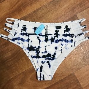 CUPSHE SWIMWEAR BOTTOMS